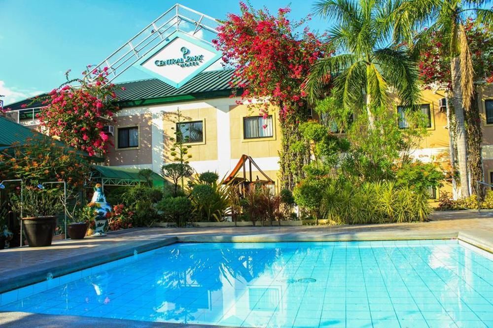 Luisita Central Park Hotel Tarlac City Dış mekan fotoğraf